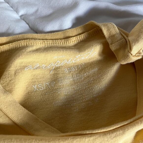 Vintage Y2K Butter Yellow Short Sleeves Form Fitting Graphic Tee Aeropostale XS - Picture 6 of 6
